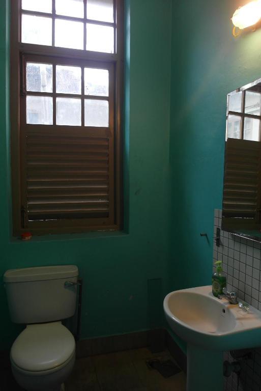 קואלה לומפור Number Eight Guesthouse חדר תמונה