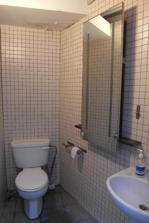 קואלה לומפור Number Eight Guesthouse חדר תמונה